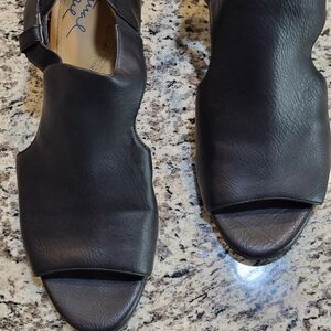 Black Leather Women's Sandals